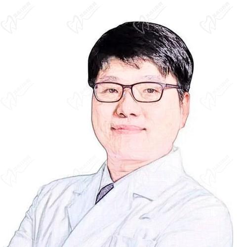 裴柄萬(wàn)